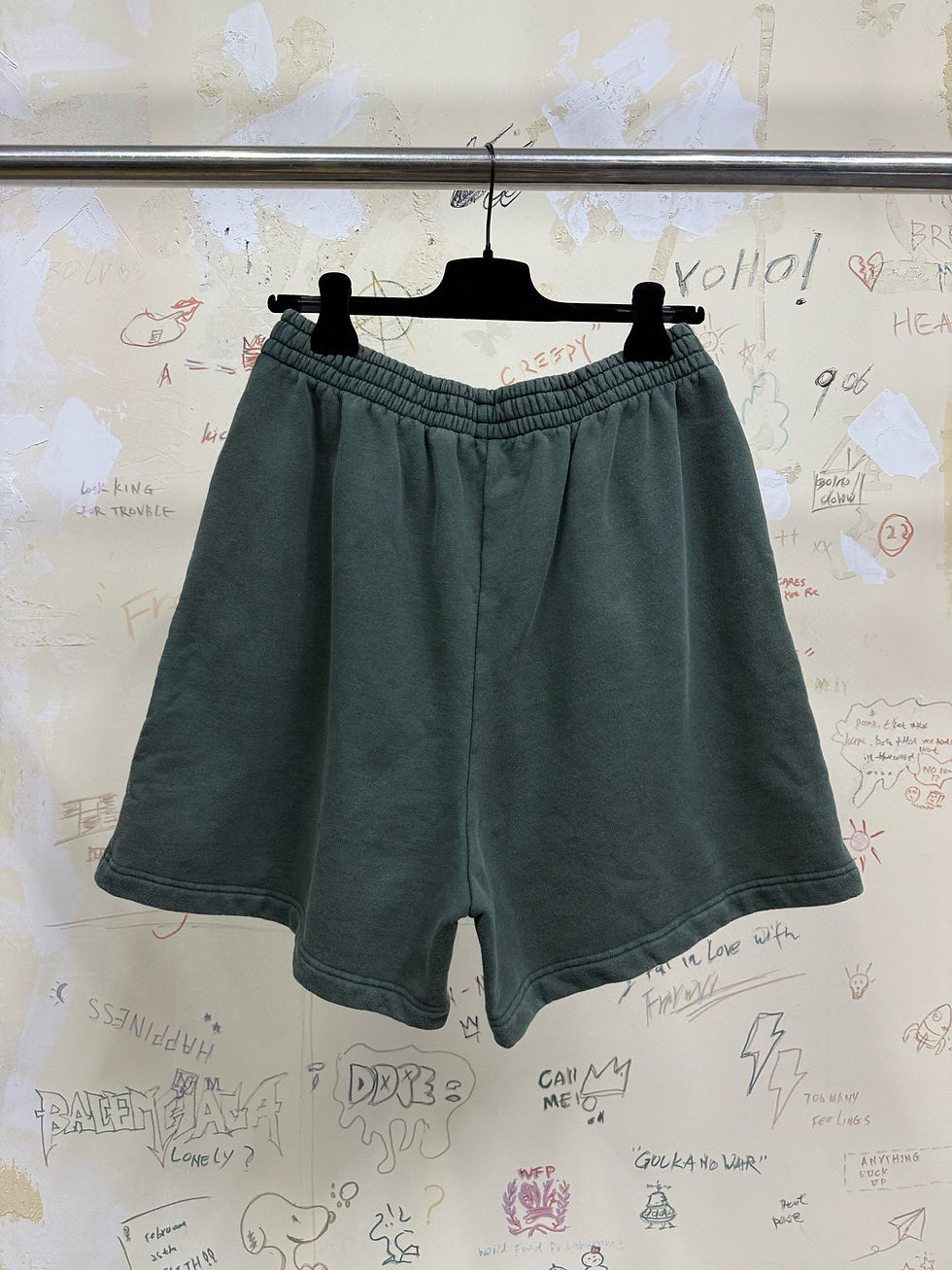 Thumbnail: Balenciaga Sweat Short Noir – Logo Ovale Blanc