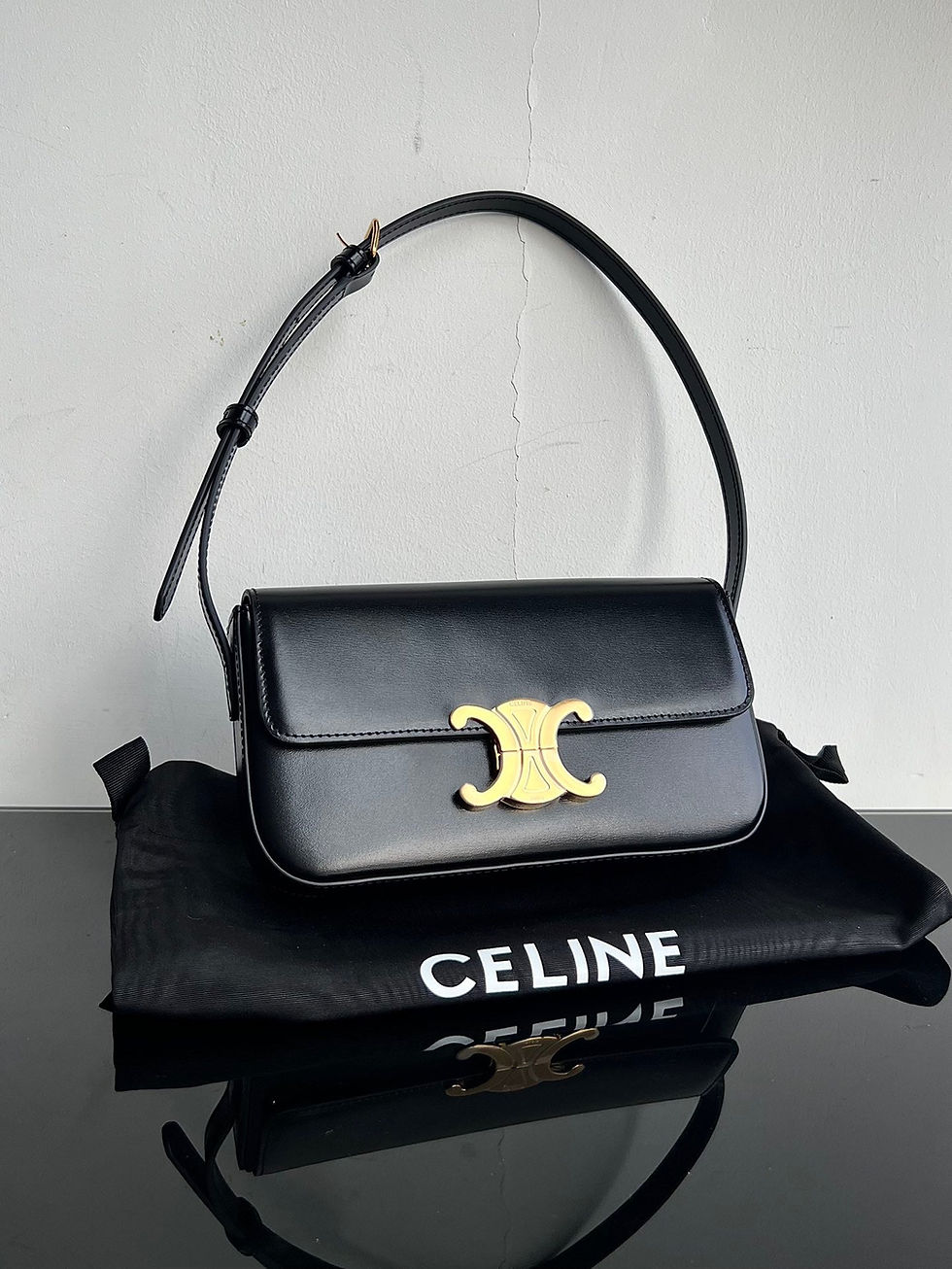 Thumbnail: Celine Triomphe Hobo