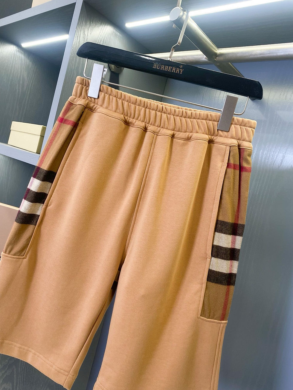Thumbnail: Burberry Short Pants — Black
