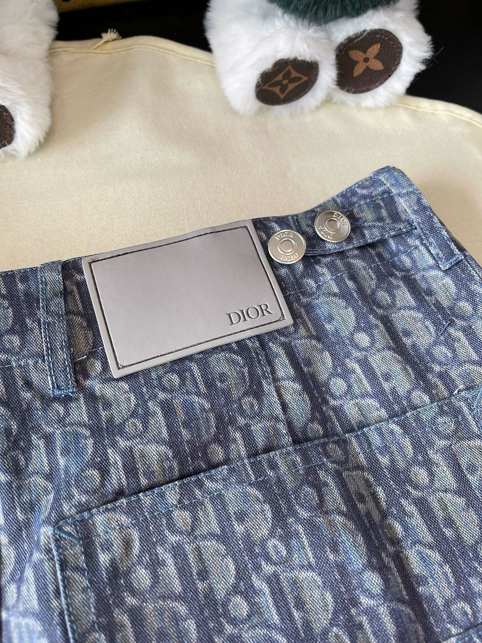 Thumbnail: Dior Short — Ivory