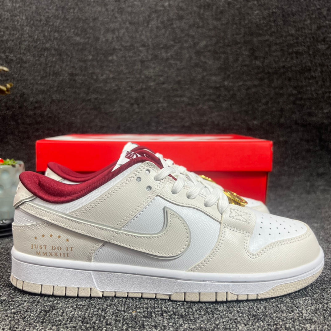 Nike Dunk Low
