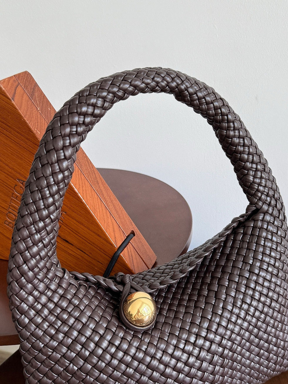 Thumbnail: Bottega Veneta Tosca Hop Bag