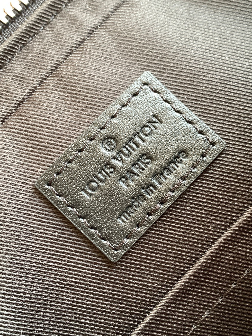 Thumbnail: Louis Vuitton Mailman Bag