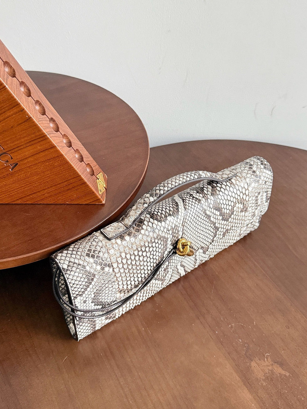 Thumbnail: Bottega Veneta Clutch Handbag