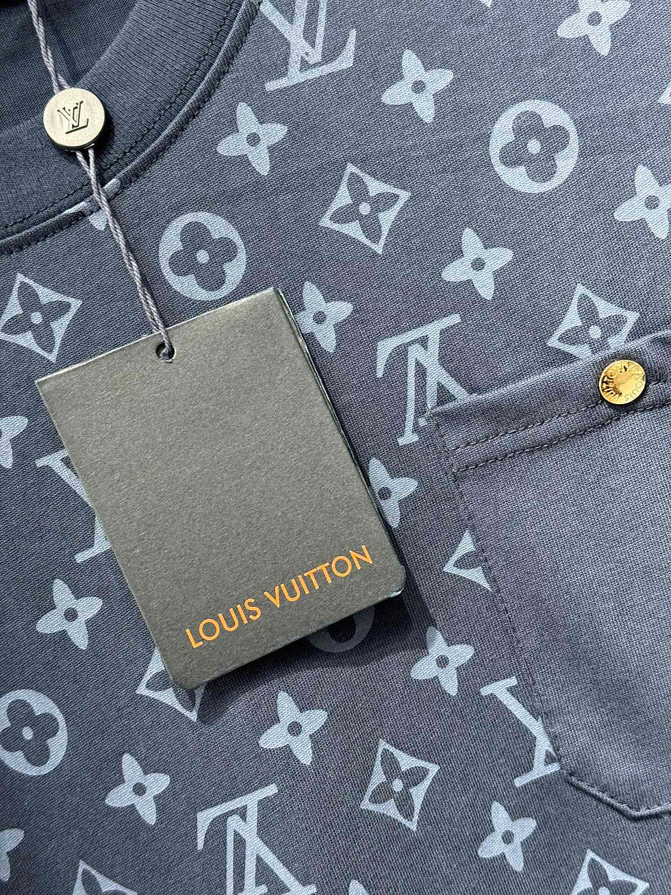 Thumbnail: Louis Vuitton T-Shirt