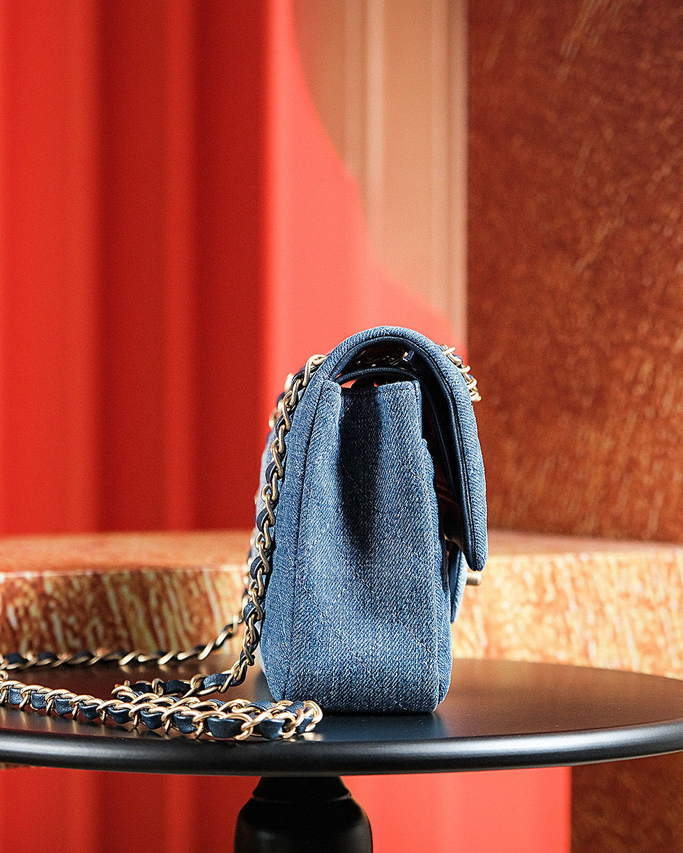 Thumbnail: Chanel 24S Cf Bag