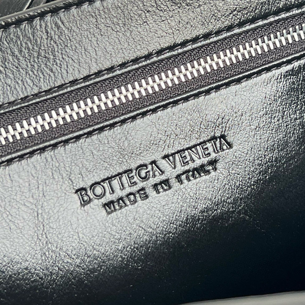Thumbnail: Bottega Veneta Rumple Messenger Bag
