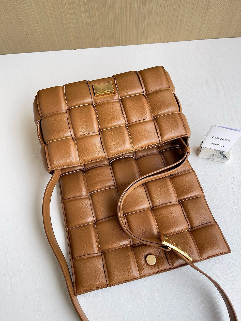 Thumbnail: Bottega Veneta Burgundy Padded Cassette Bag