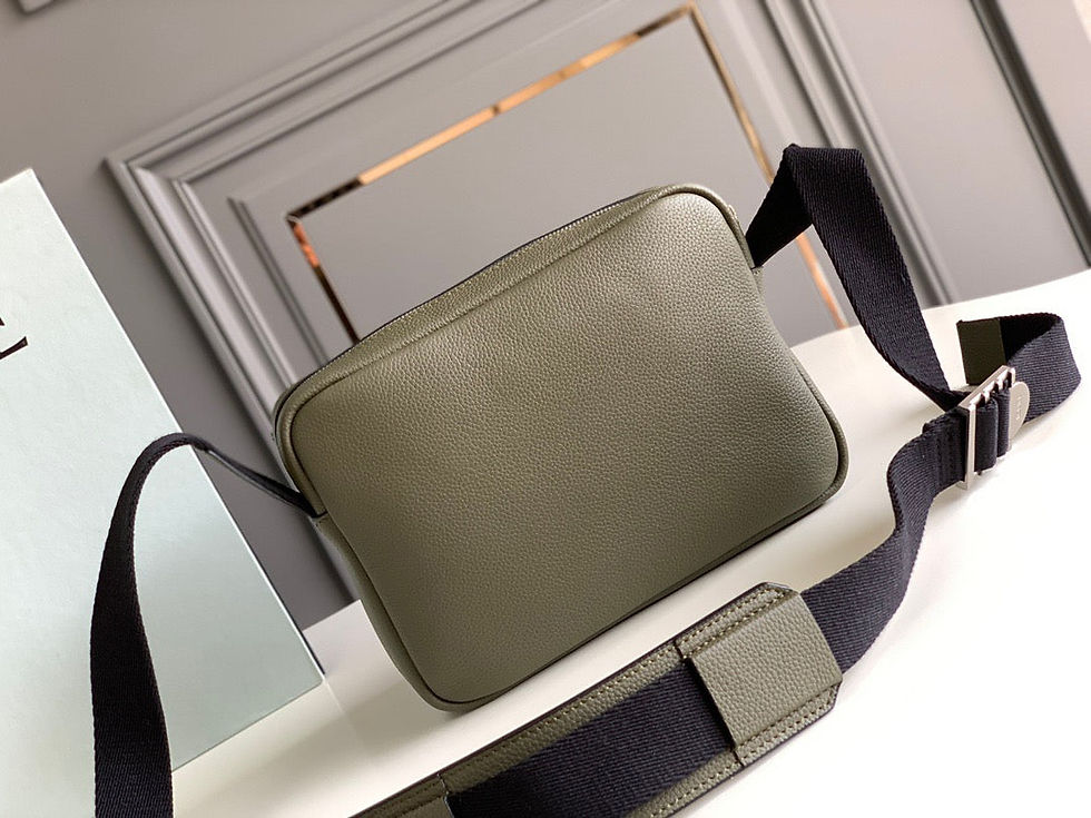 Thumbnail: Loewe Messenger Bag 4