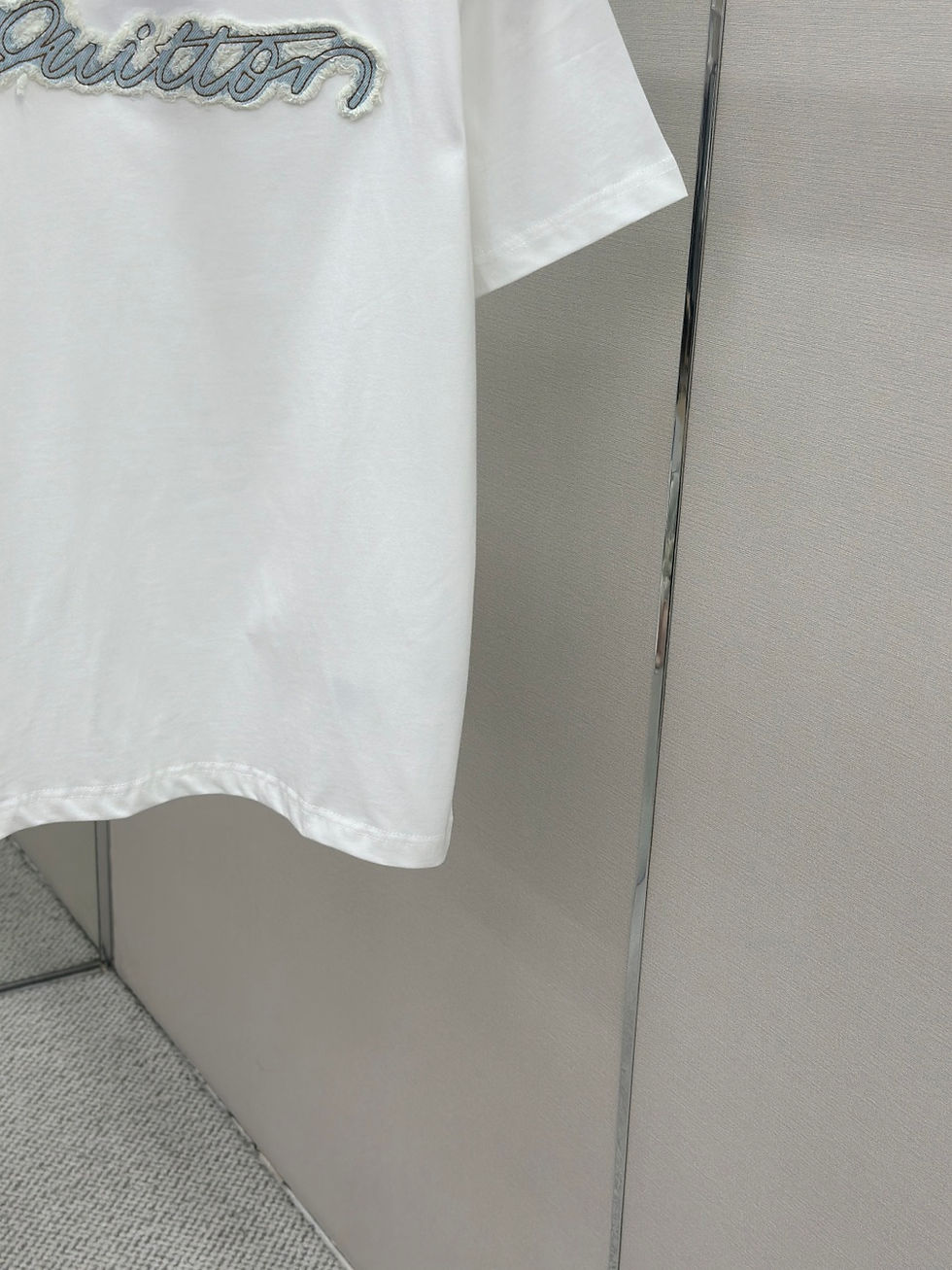Thumbnail: Louis Vuitton T-Shirt — Ecru