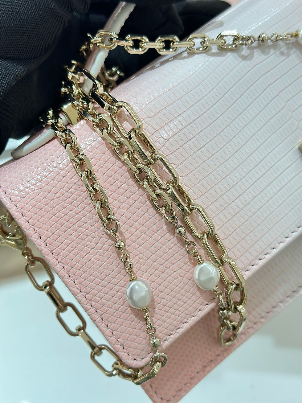 Thumbnail: Dior Woc 32