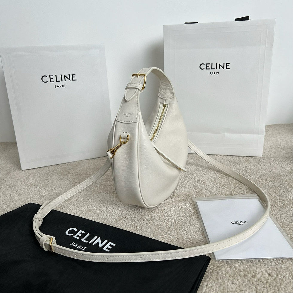 Thumbnail: Celine Hobo Bag 569