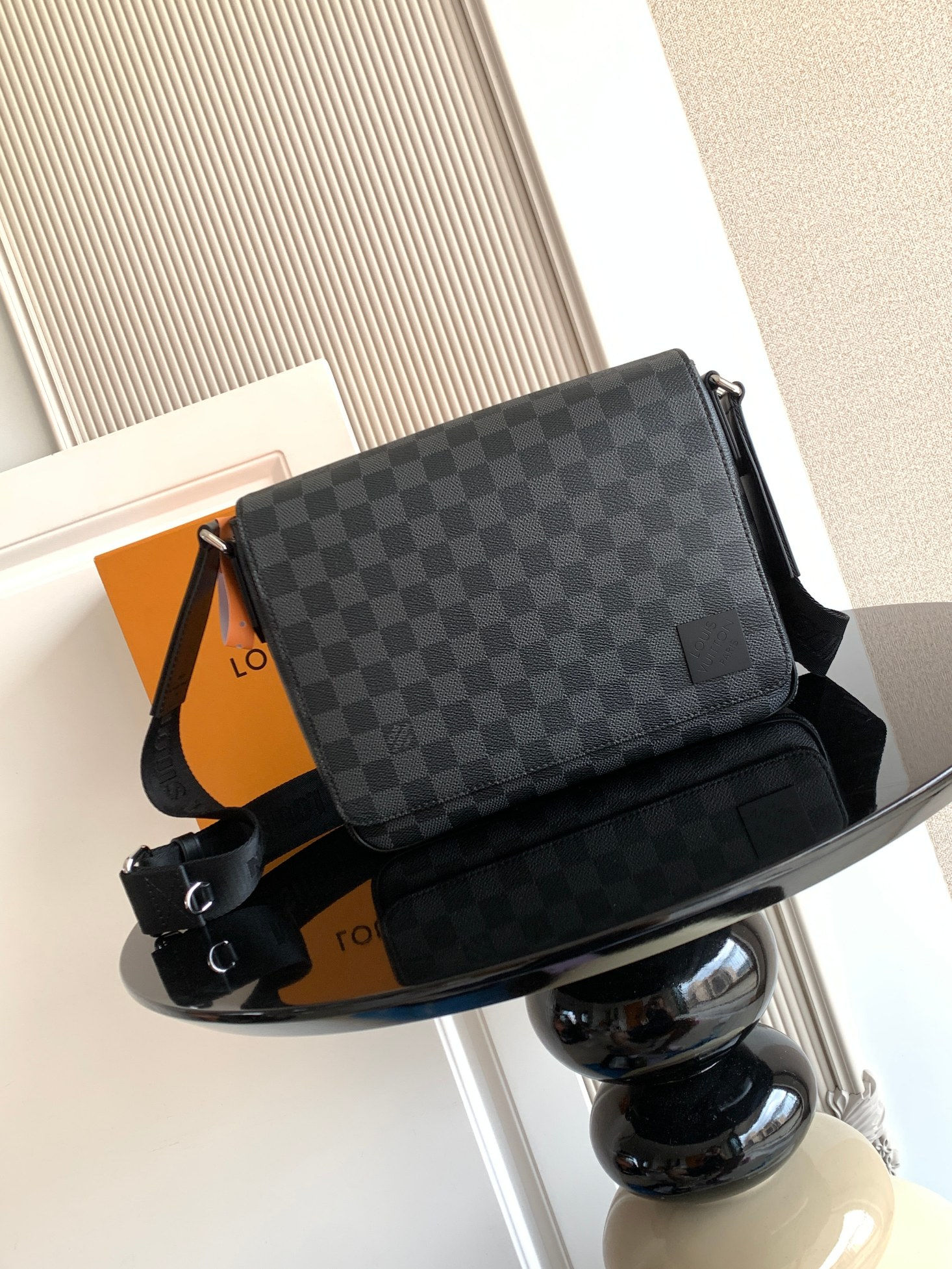 Louis Vuitton Mailman Bag
