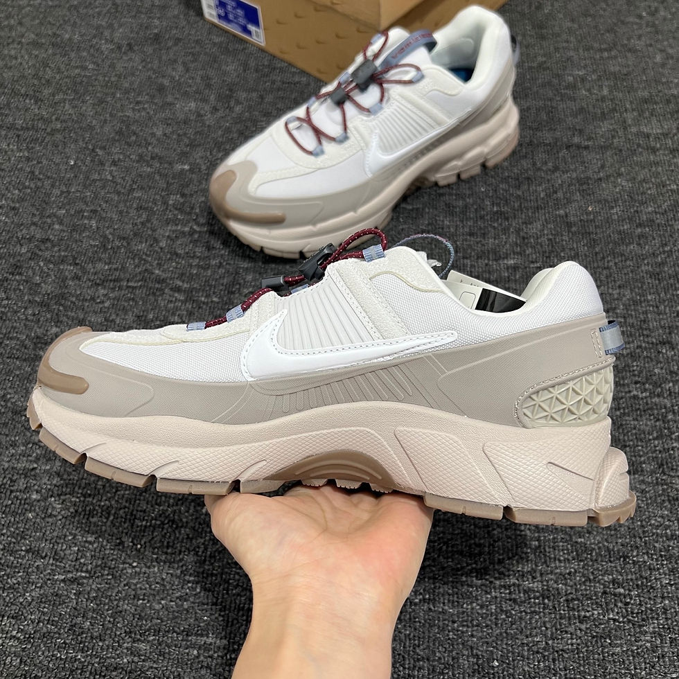 Thumbnail: Nike Air Zoom Vomero