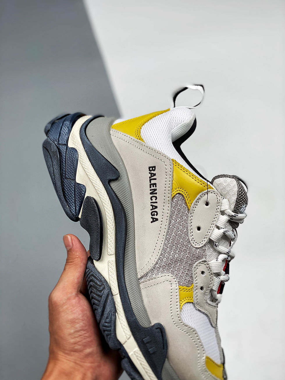 Thumbnail: BAL Triple S Multicolor 2
