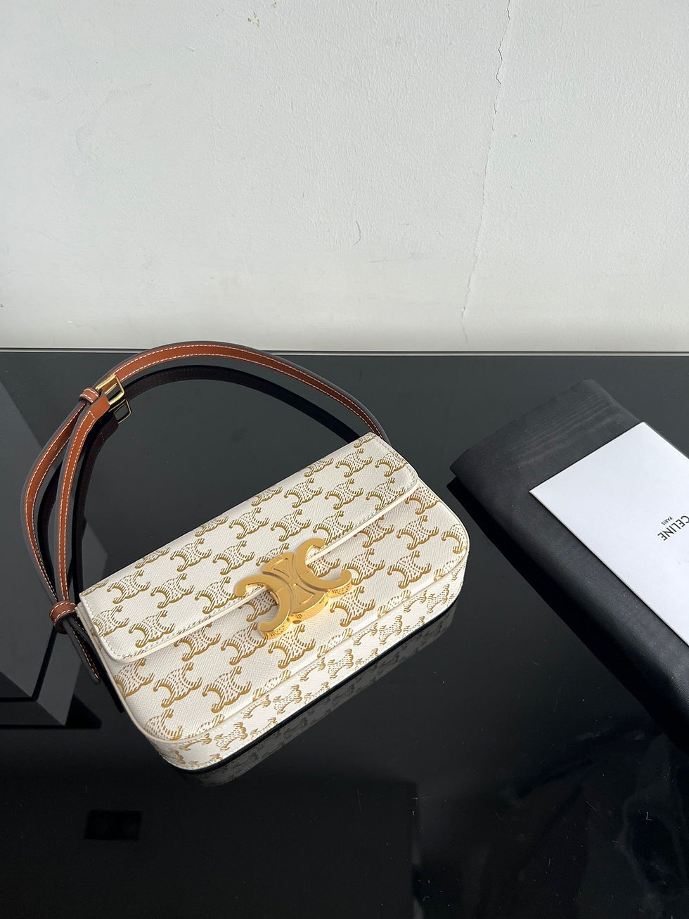 Thumbnail: Celine Triomphe Hobo