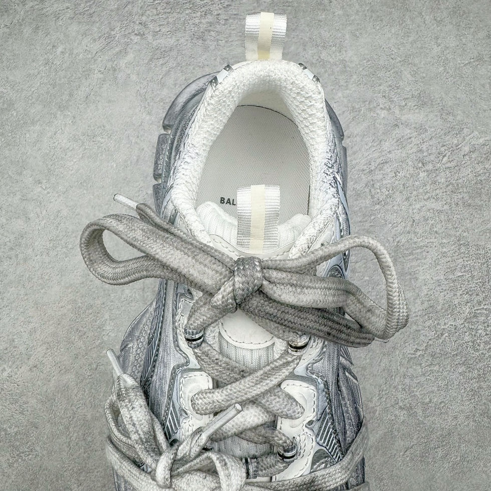 Thumbnail: Balenciaga 3XL Light Grey