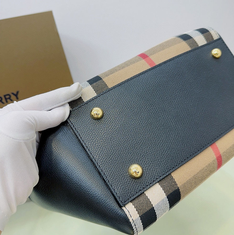 Thumbnail: Balenciaga Highlands Shoulder Bag