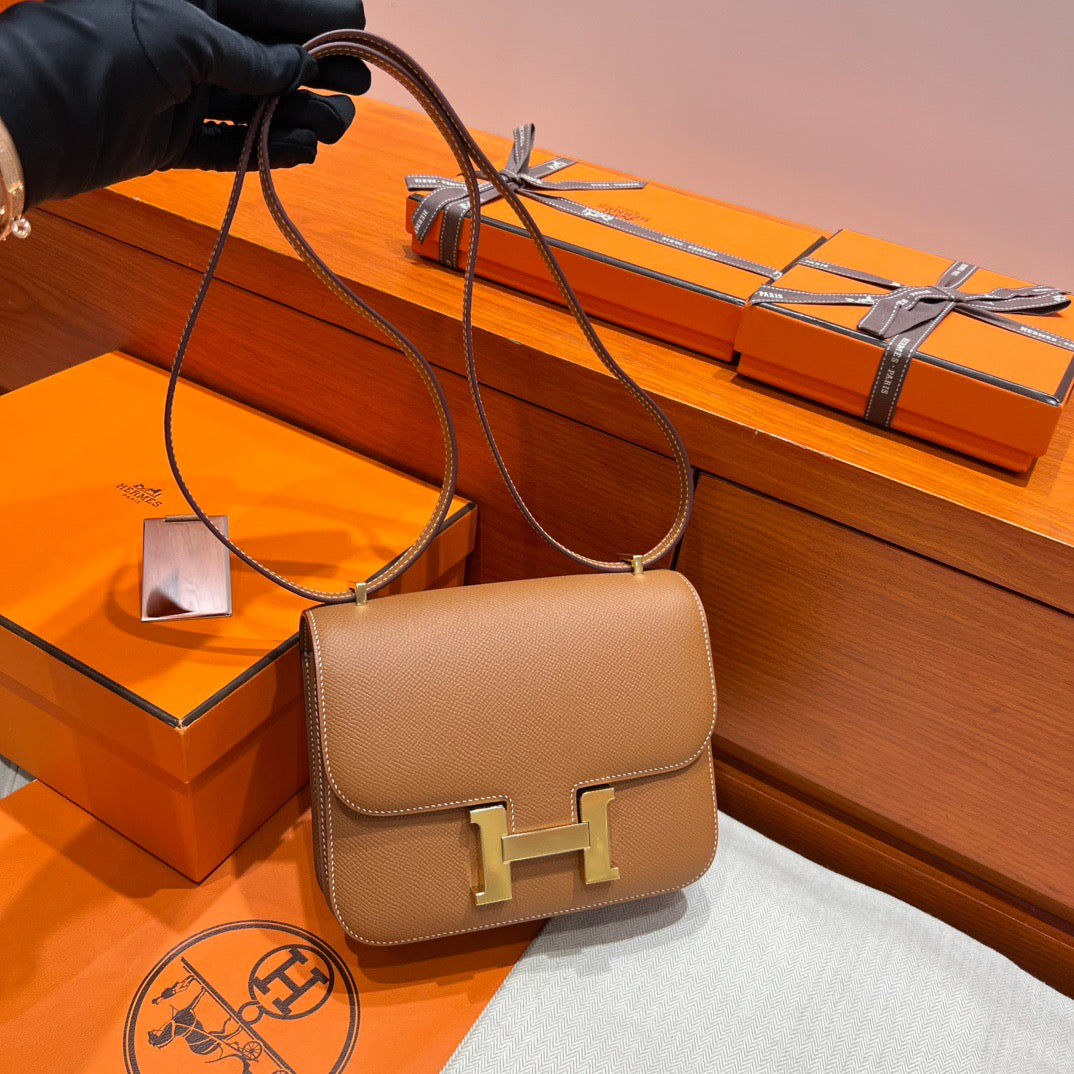 Hermes Constance 19