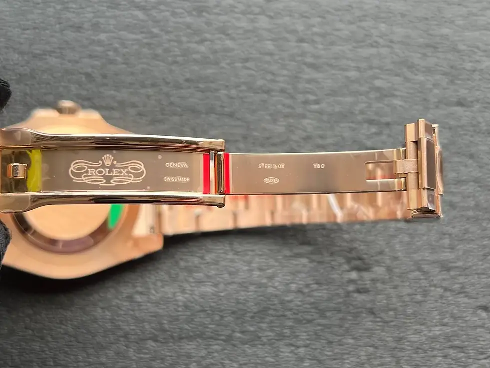 Thumbnail: Superclone Rolex Gmt Master Ii 40 Mm Tiger Iron Dial