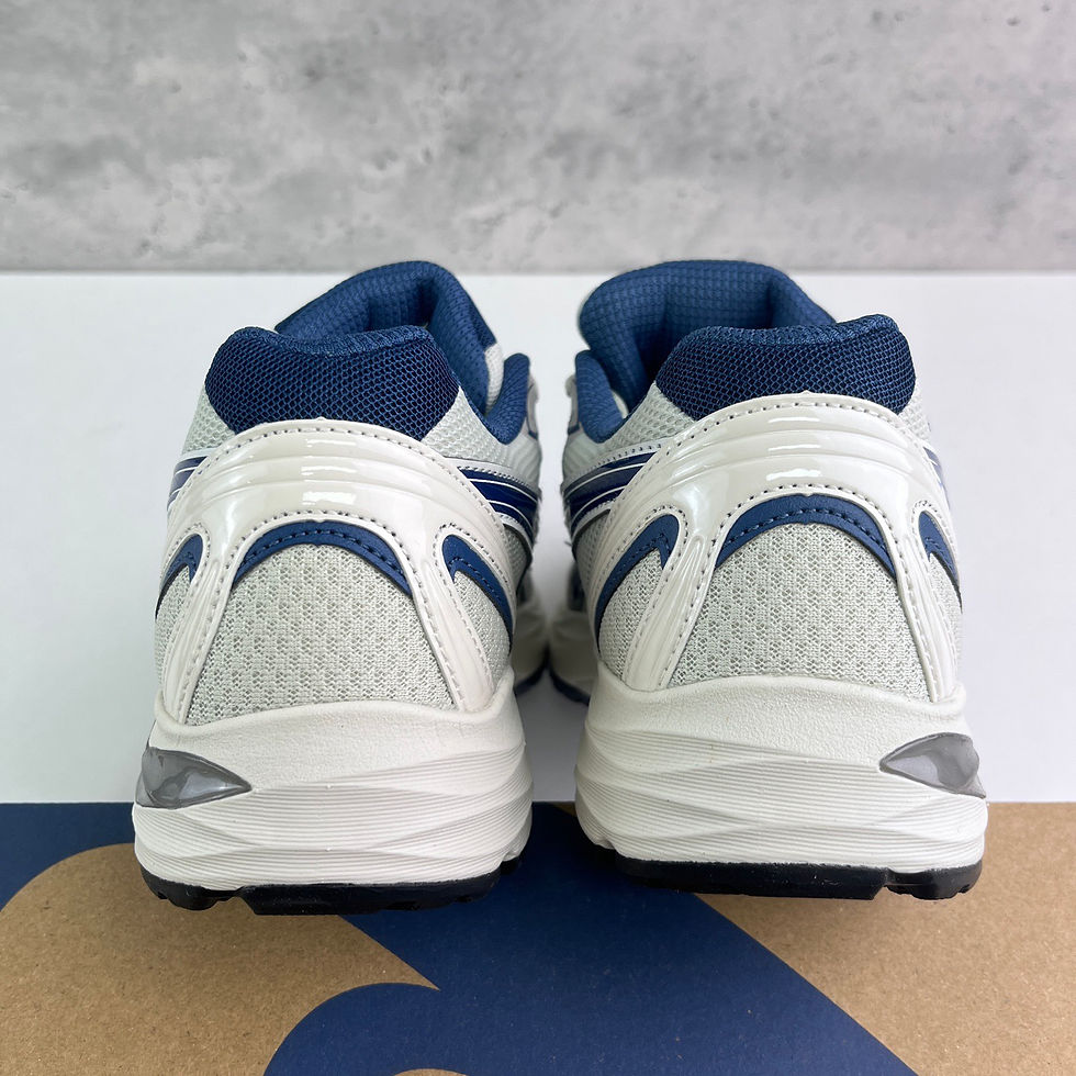 Thumbnail: Asics Gel-Flux