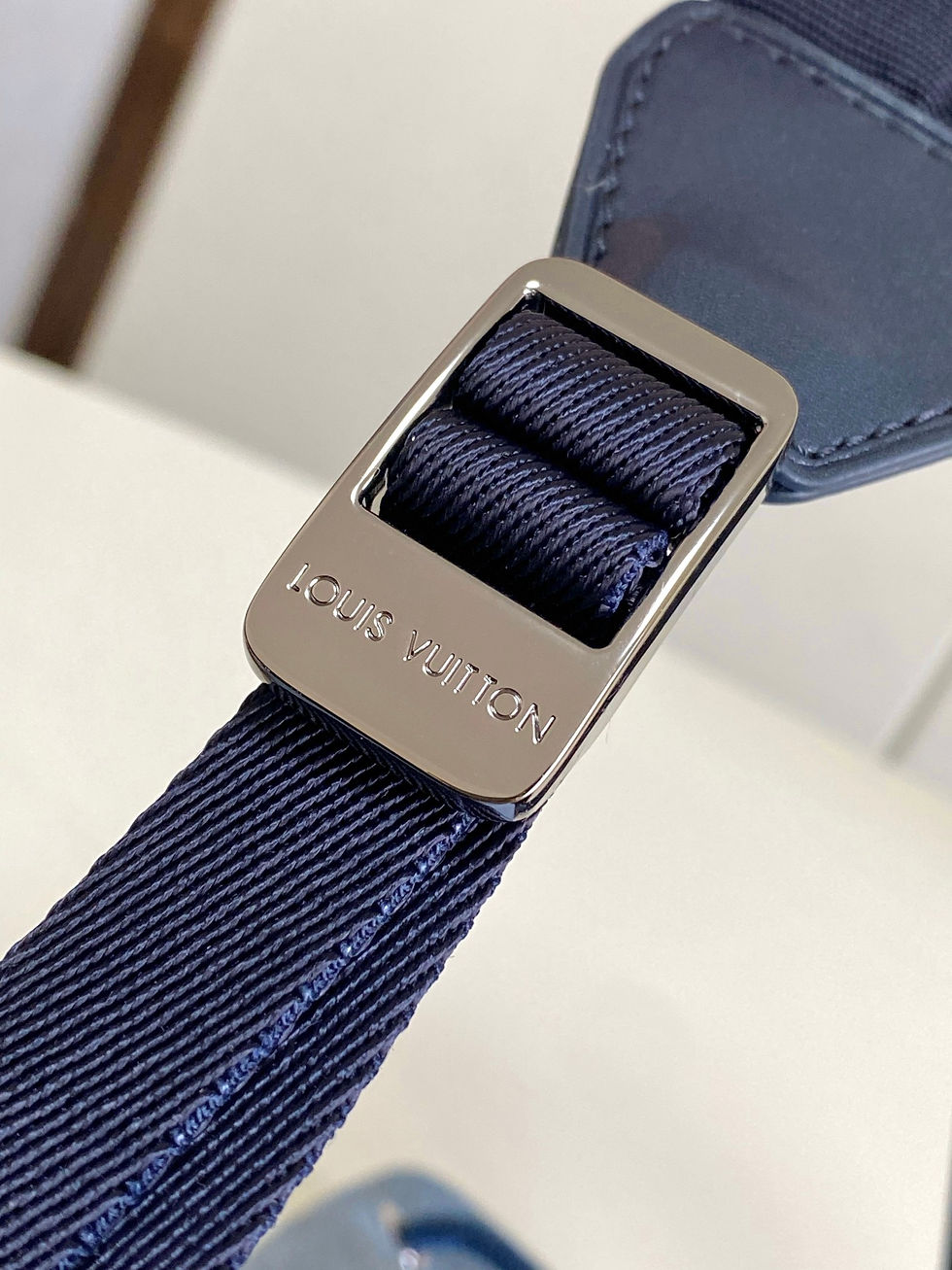 Thumbnail: Louis Vuitton Christopher