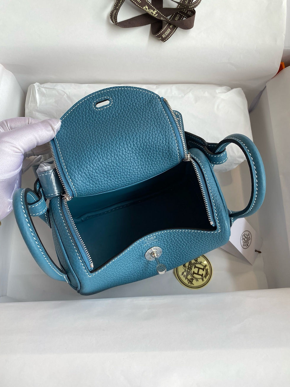 Thumbnail: Hermes Mini Lindy D2 Tc Skin