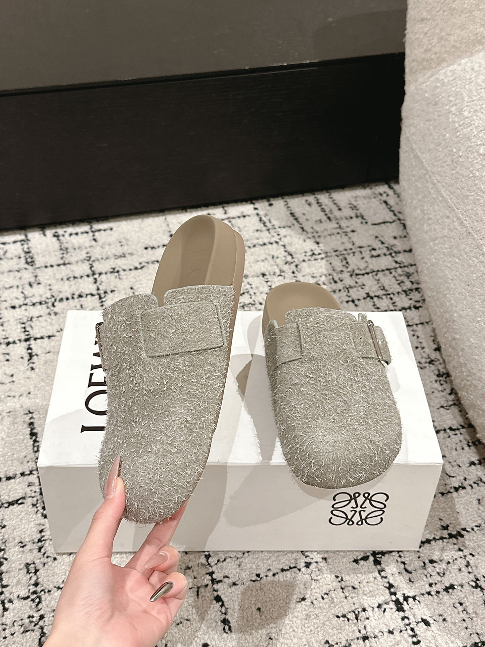 Thumbnail: LOEWE Ease Buckle Mules