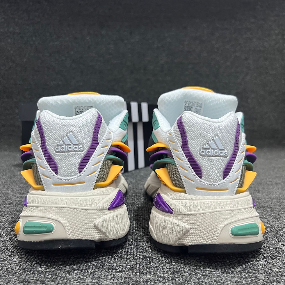 Thumbnail: ADIDAS Pharell Williams  Jellyfish