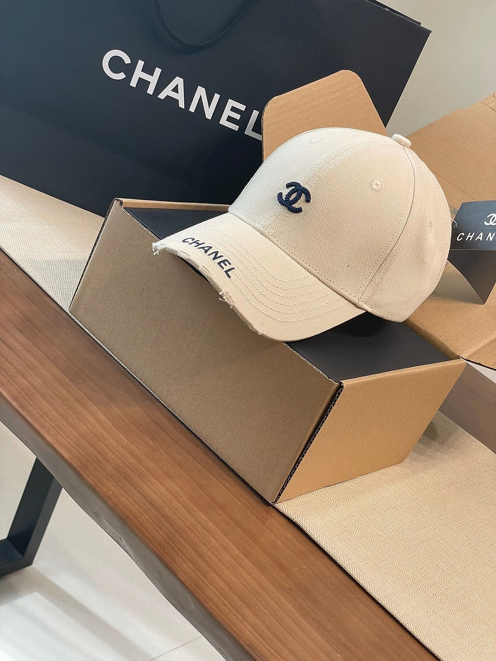 Thumbnail: Chanel Caps 528 — Charcoal