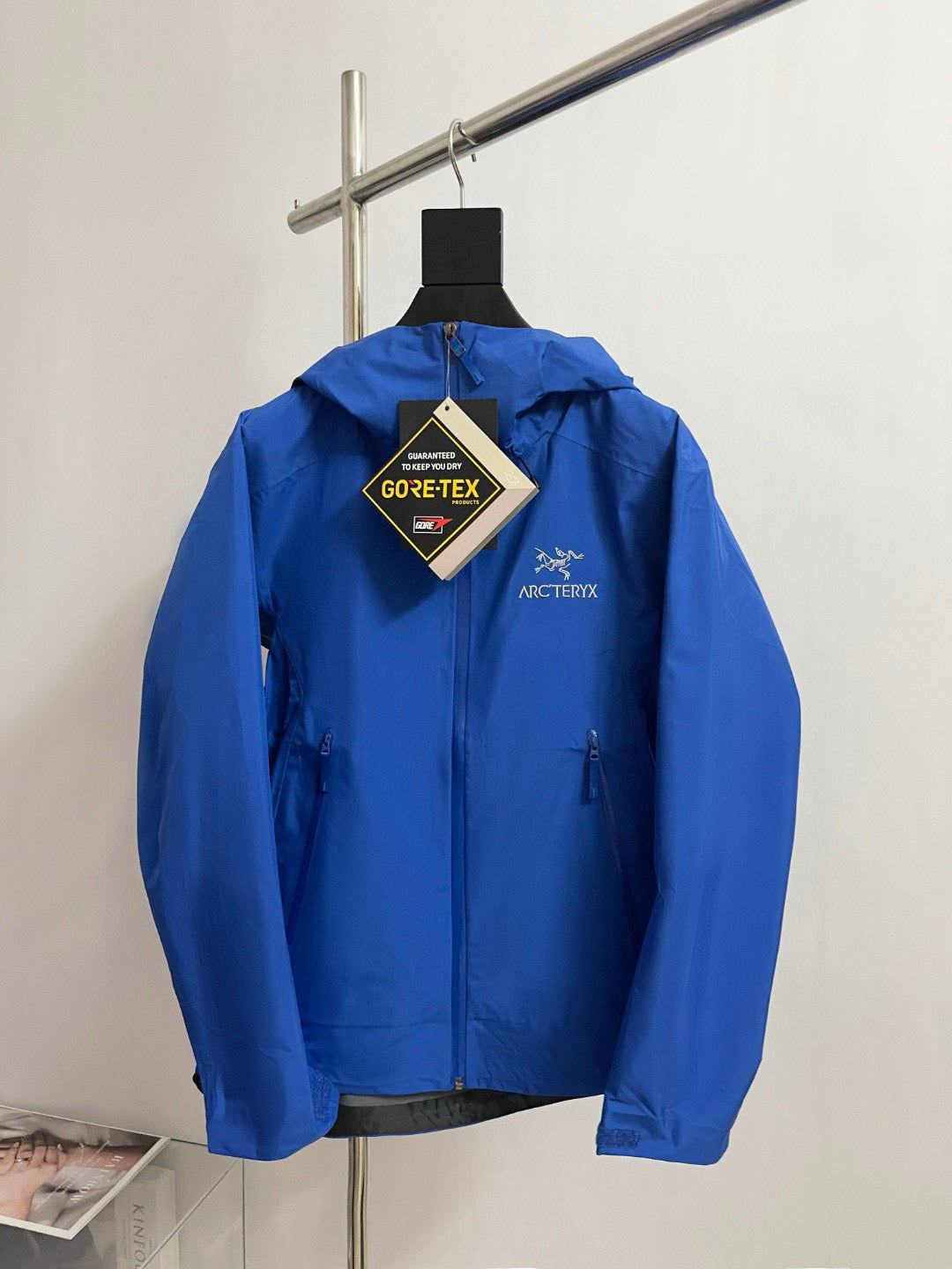 Arc'teryx Jacket — Off-White