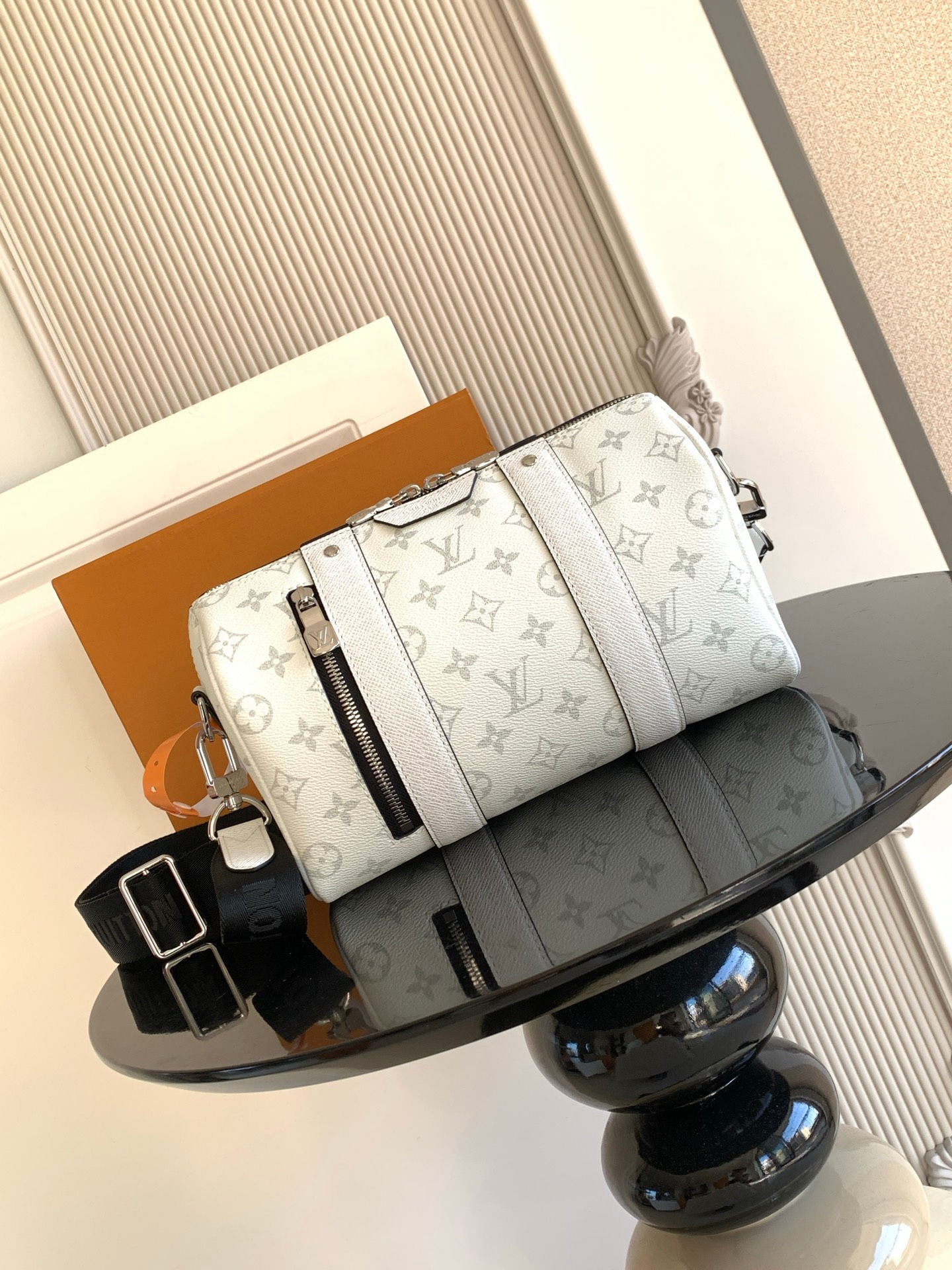 Louis Vuitton Shoulder Bag