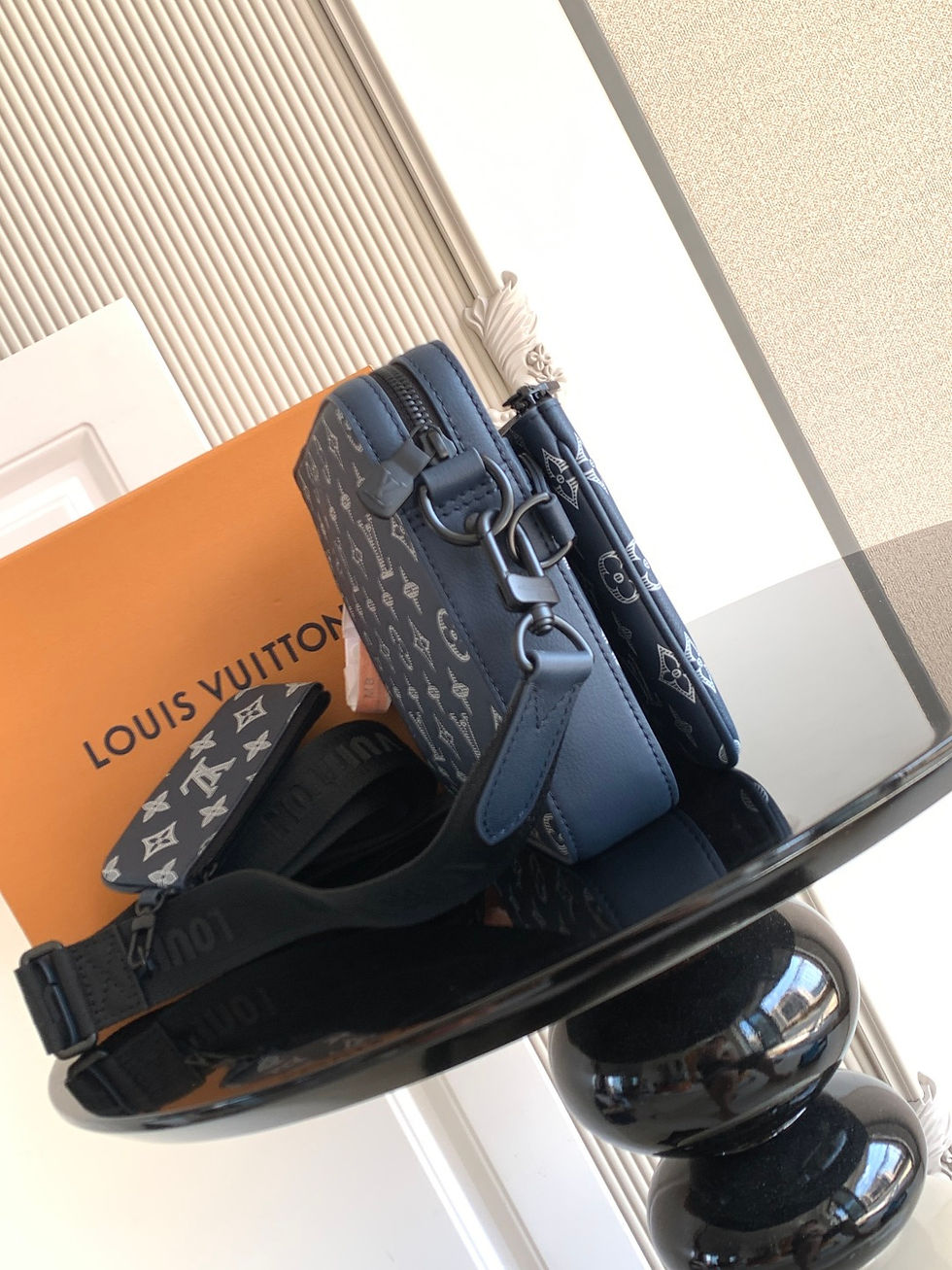 Thumbnail: Louis Vuitton Mailman Bag