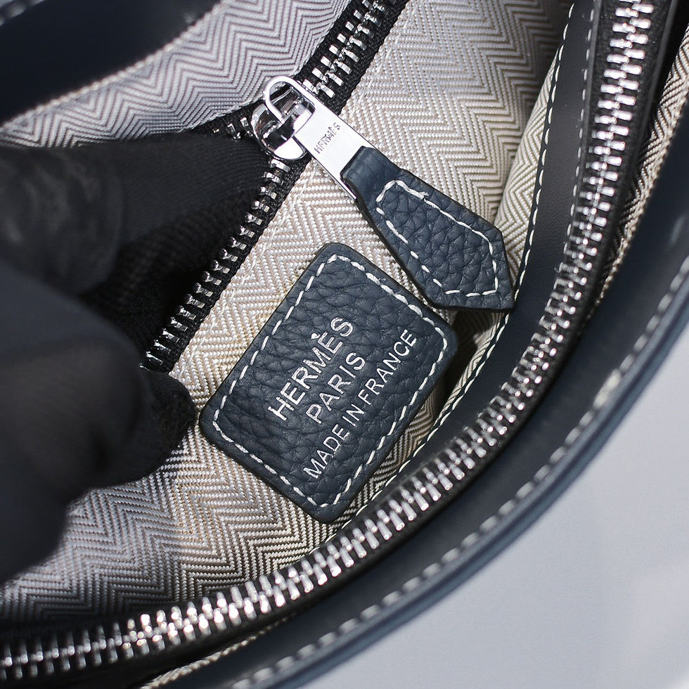 Thumbnail: Hermes Sling Bag 2