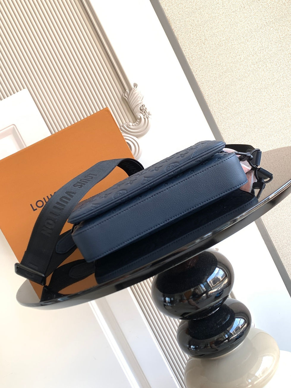 Thumbnail: Louis Vuitton Mailman Bag