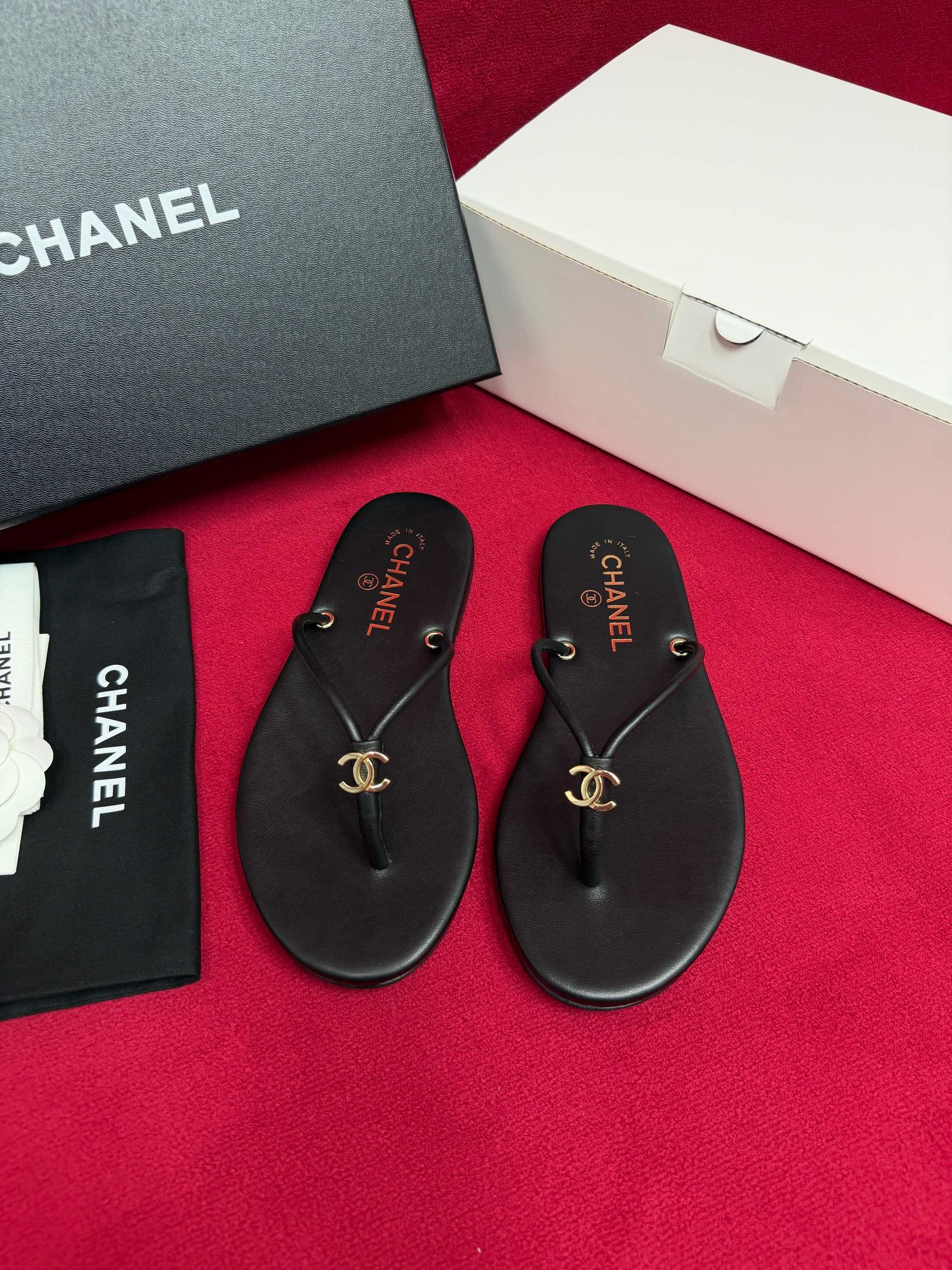 Chanel Women Sandal — Red
