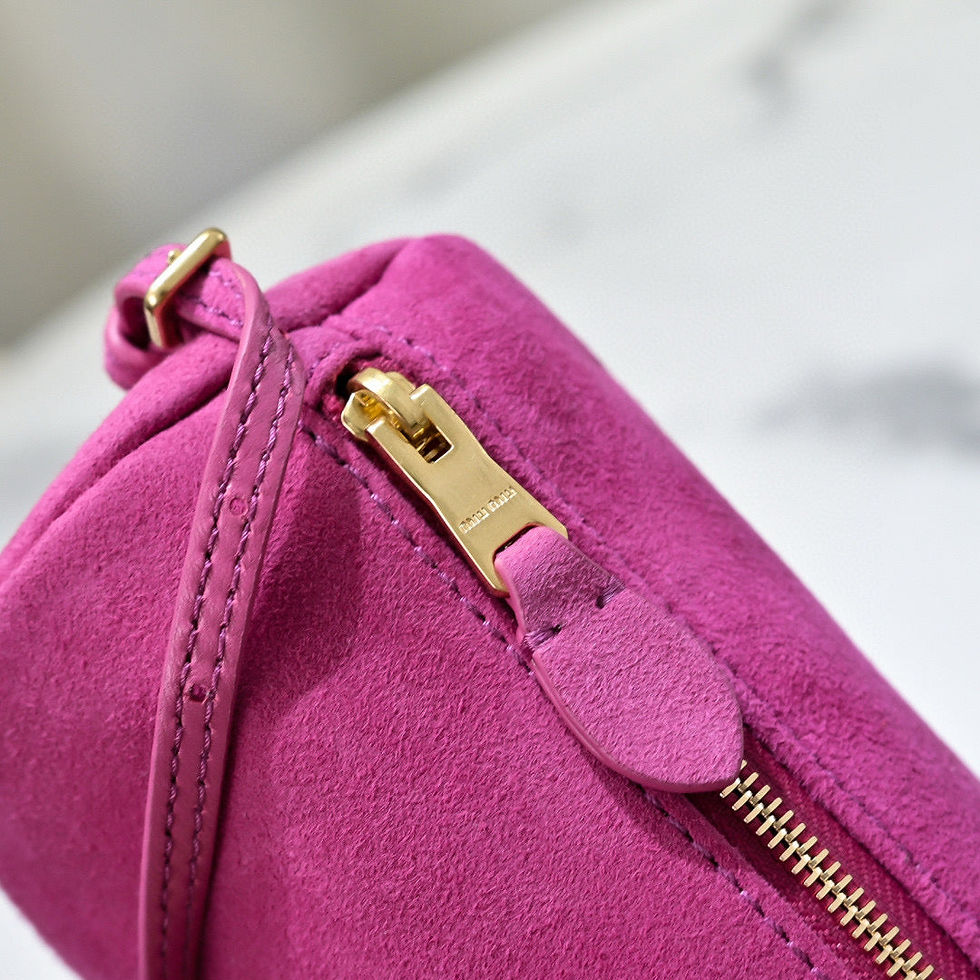 Thumbnail: Miu Miu Cylinder Bag 530
