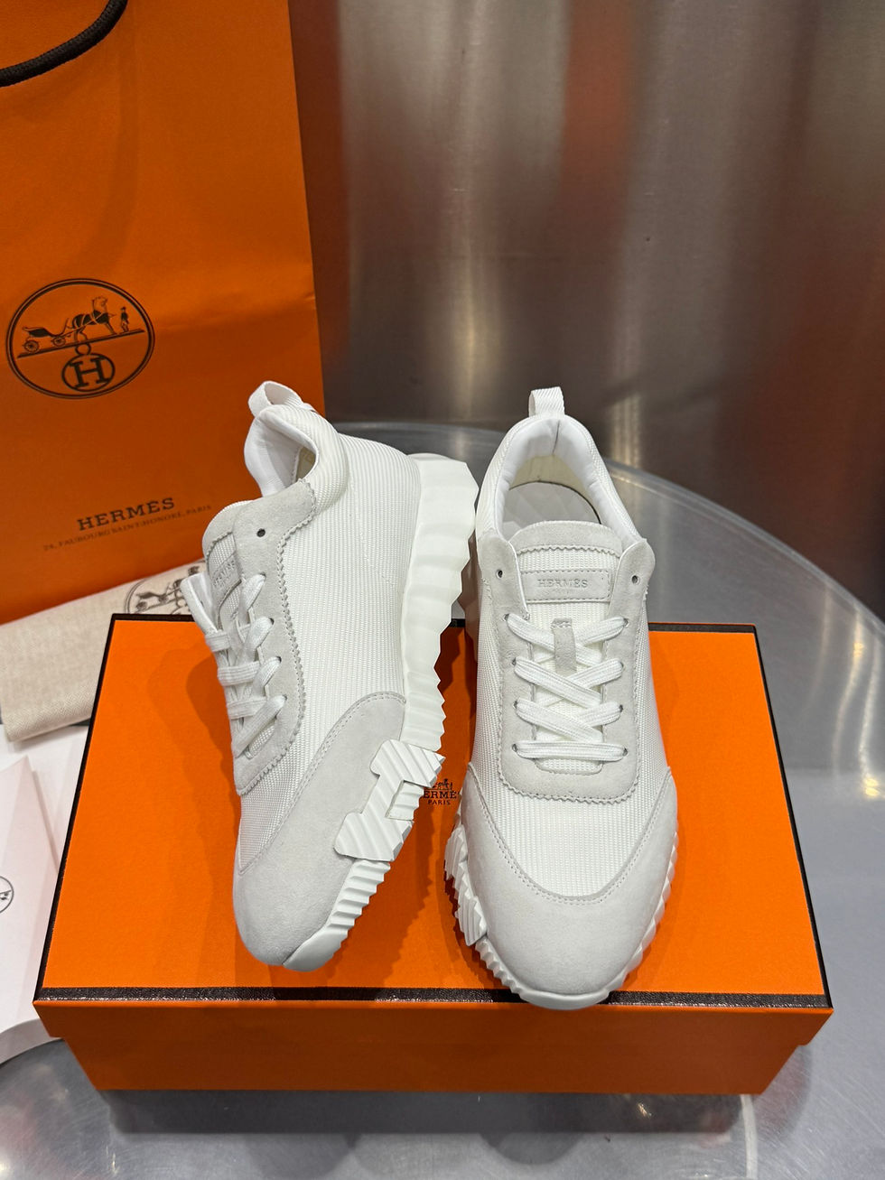 Thumbnail: HERM Sneaker