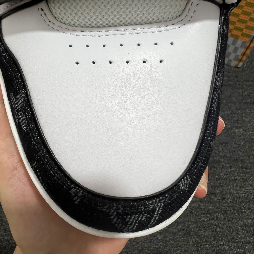 Thumbnail: Louis Vuitton Trainer