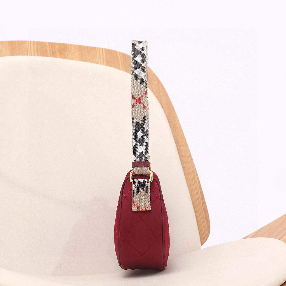 Thumbnail: Bb Horseshoe Bag 24