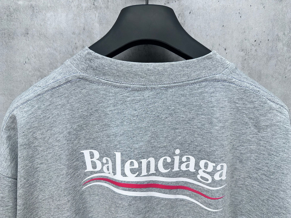 Thumbnail: Balenciaga T Shirt 210 — Forest Green