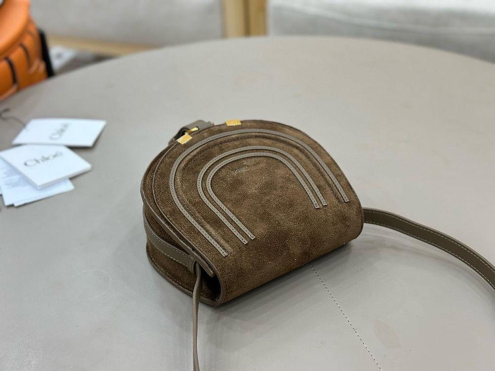 Thumbnail: Chloe Marcie Bag 19Cm 16Cm 9Cm 39