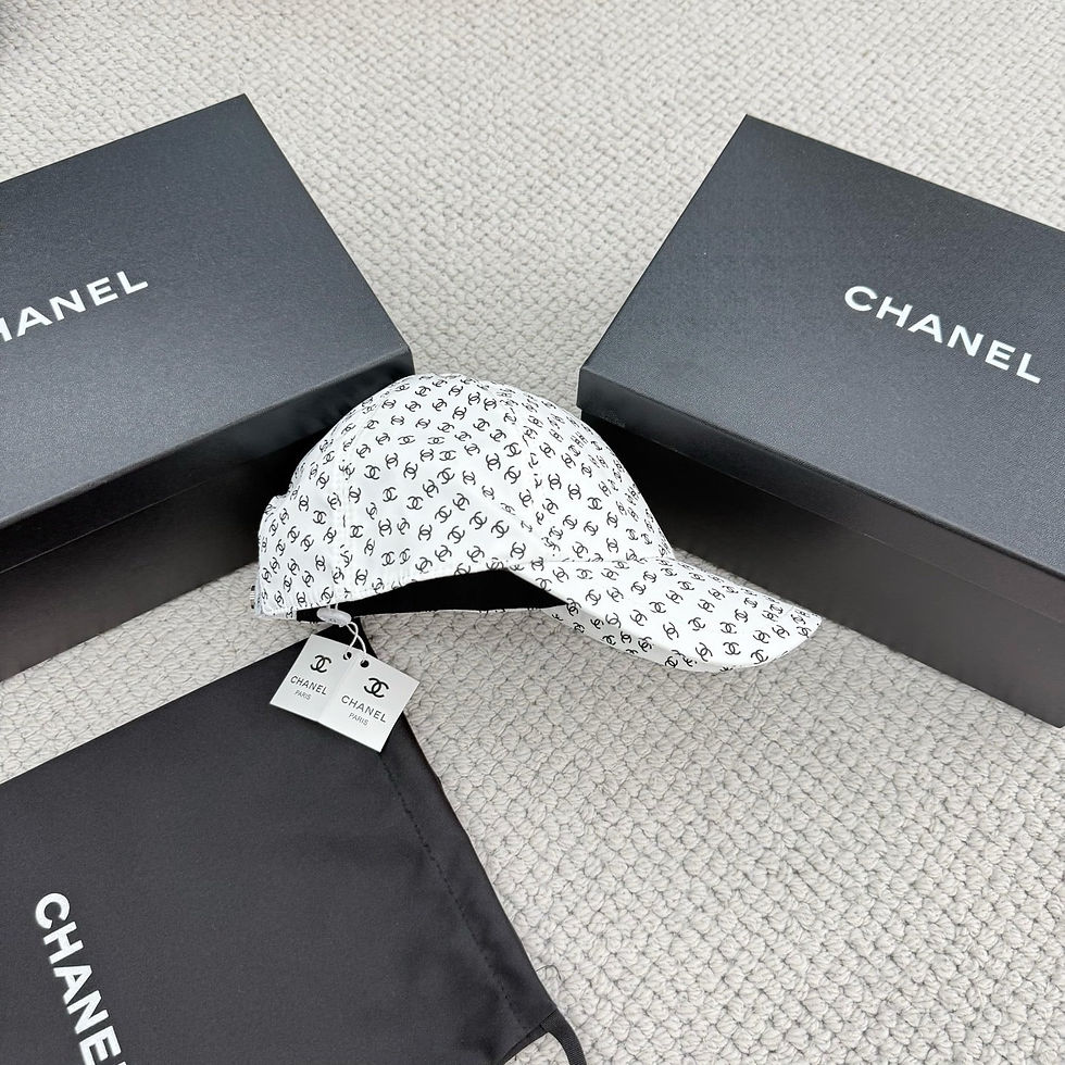 Thumbnail: Chanel Caps 386 — Black