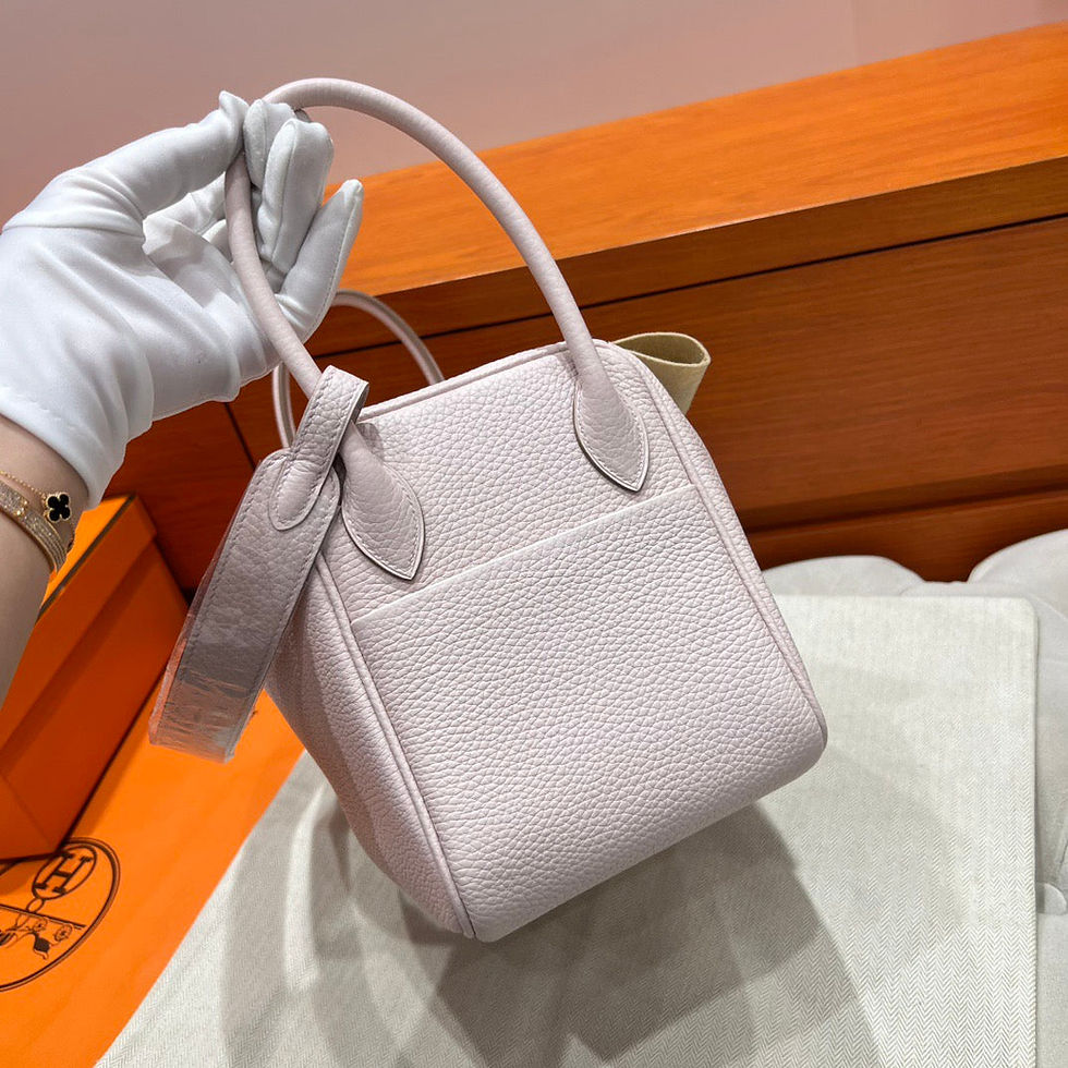 Thumbnail: Hermes Lindy 26
