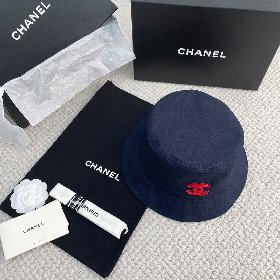 Thumbnail: Chanel Cap 491 — Navy