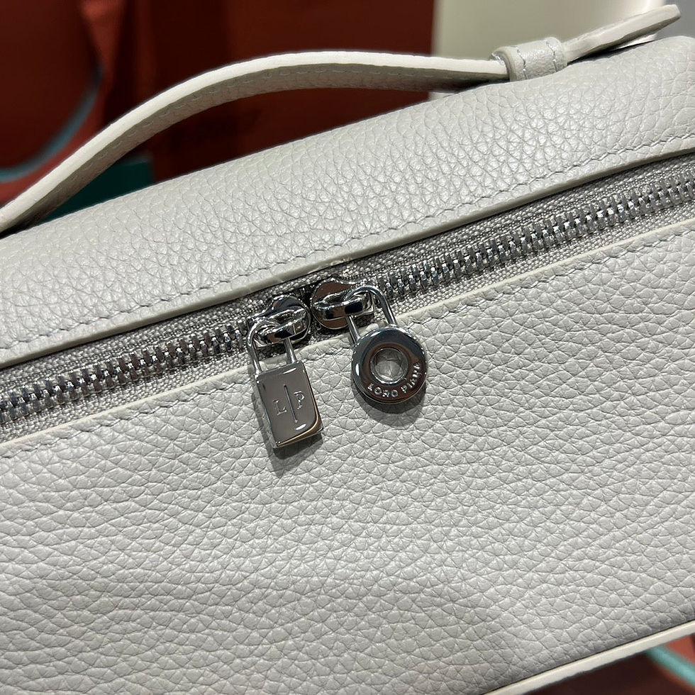 Thumbnail: Loro Piana Lp Extra Pocket L19 Bag