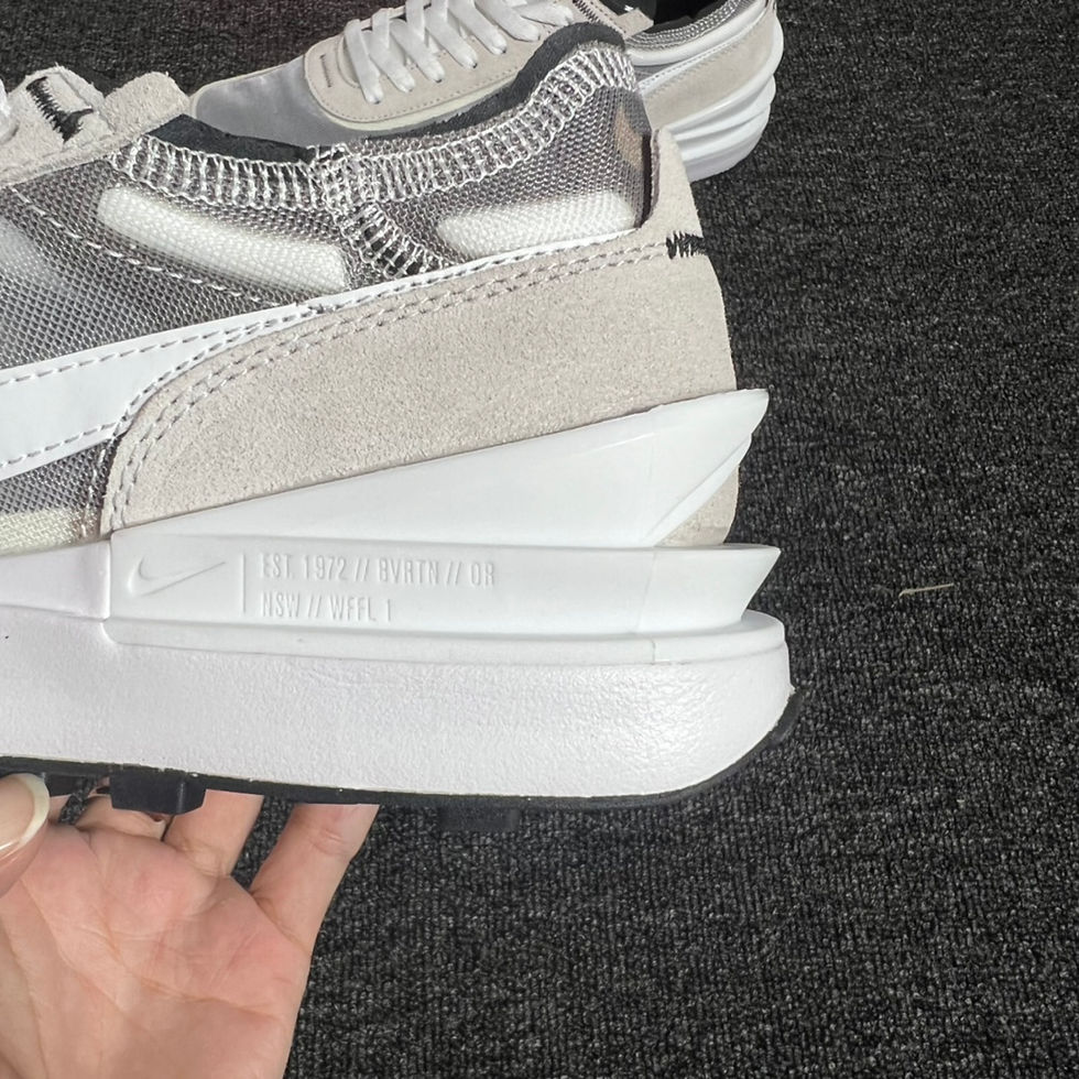 Thumbnail: Nike Waffe One