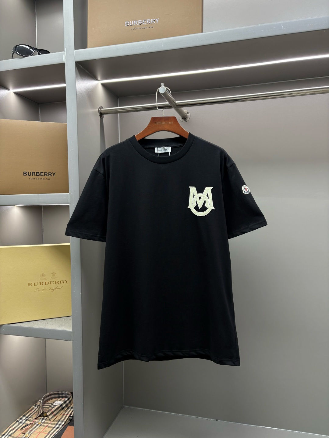 Moncler T-shirt