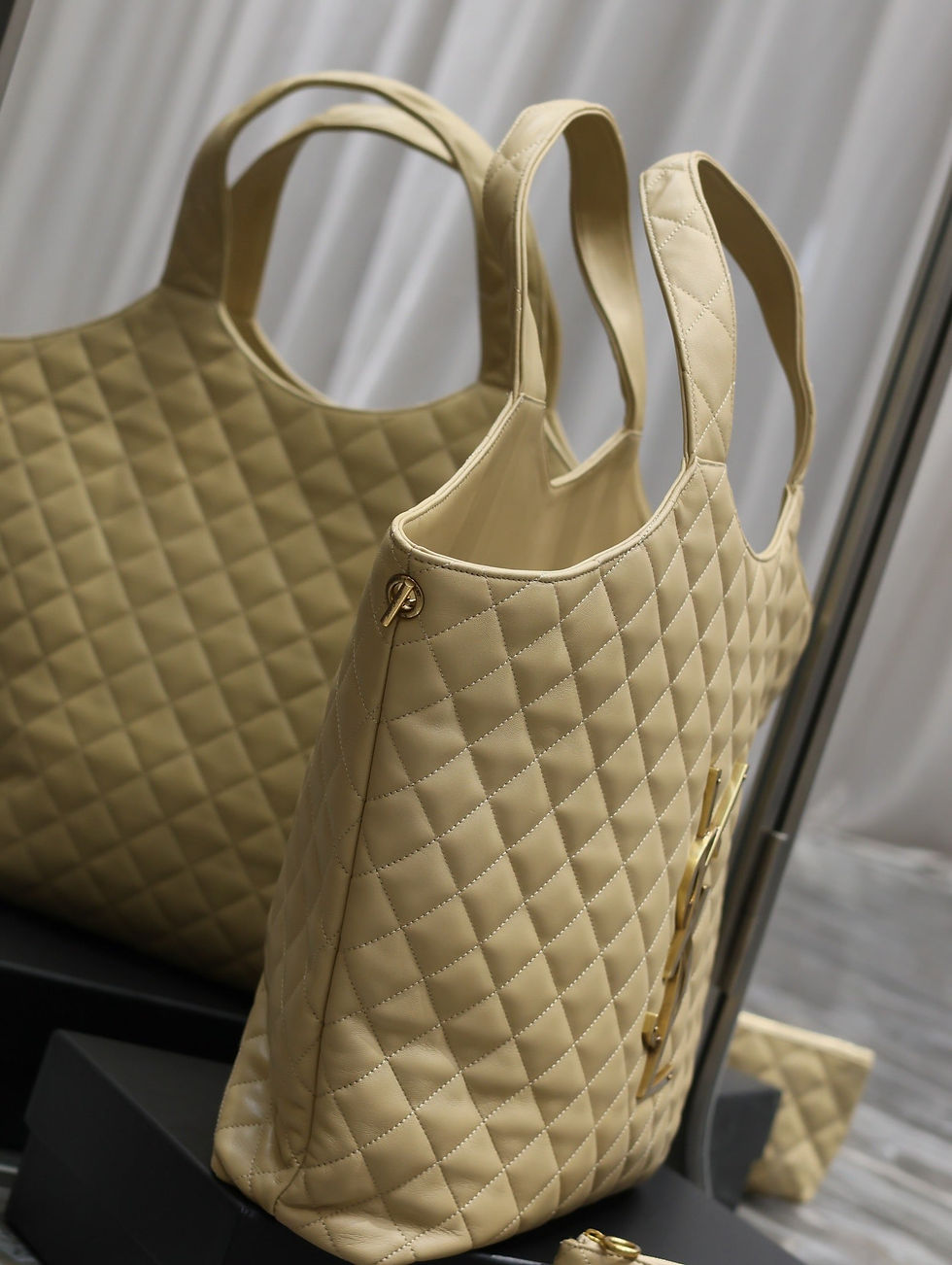 Thumbnail: Ysl Shopping Tote 294