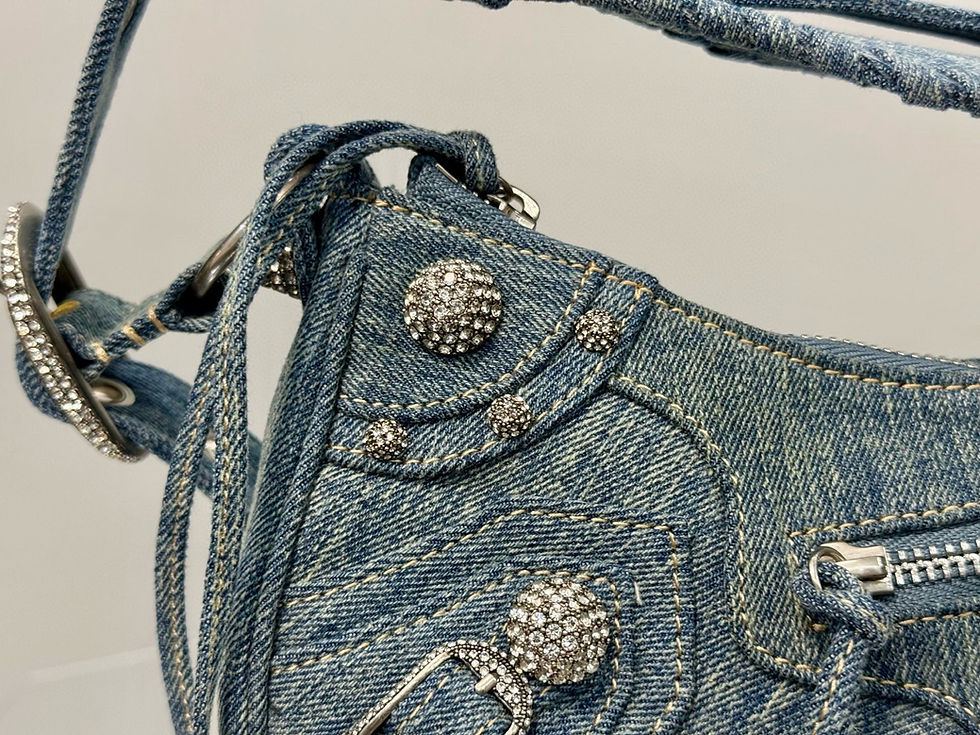 Thumbnail: Balenciaga Le Cagole Moon Bag
